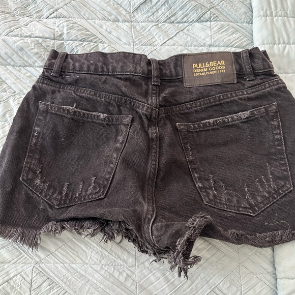 Pull & Bear black denim shorts size 4 - Picture 3 of 3